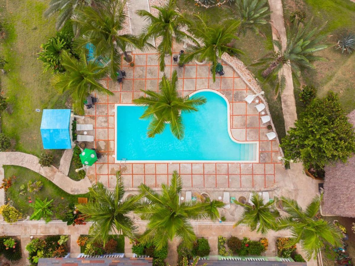Hotel Playazul Barahona Exteriör bild