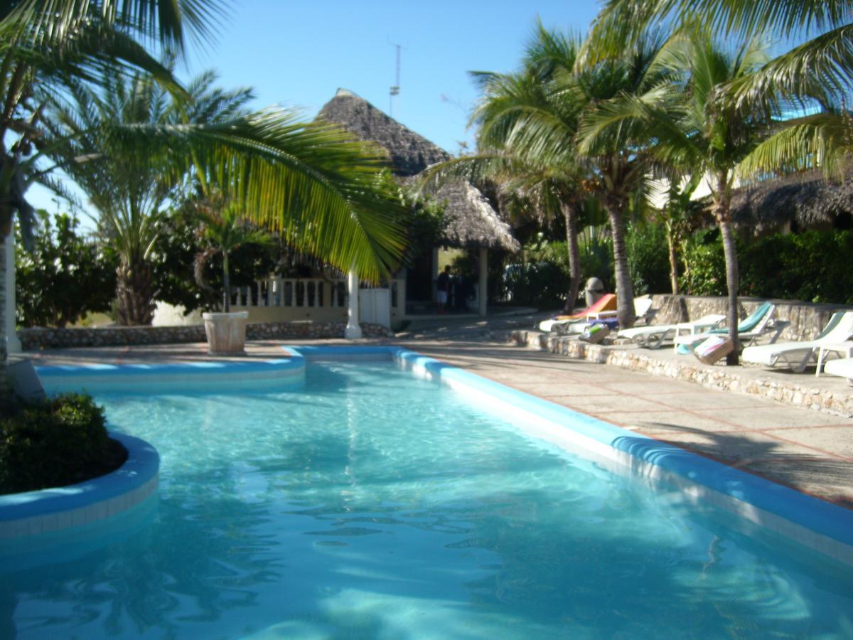 Hotel Playazul Barahona Exteriör bild